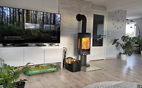 Odderhei, Spacious & Family Friendly House, Sunny Veranda